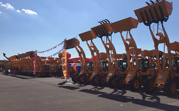 莱工.jpg 莱工.jpg